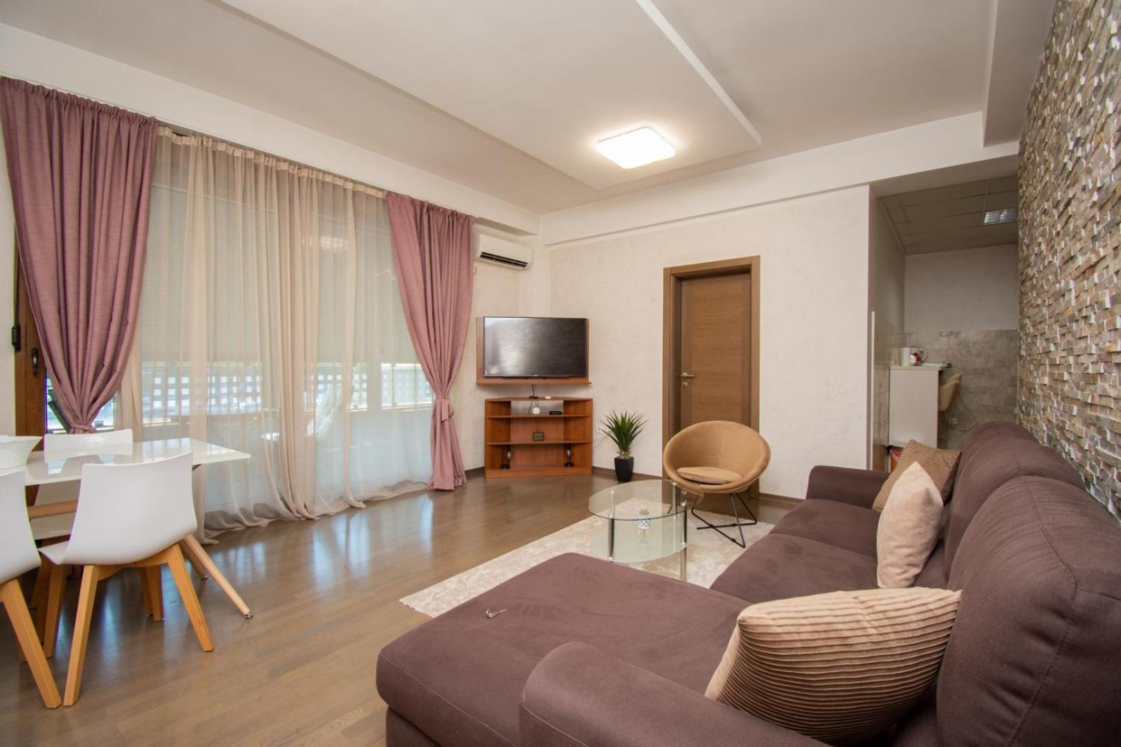 Maxim Compass Apartment Podgorica Kültér fotó
