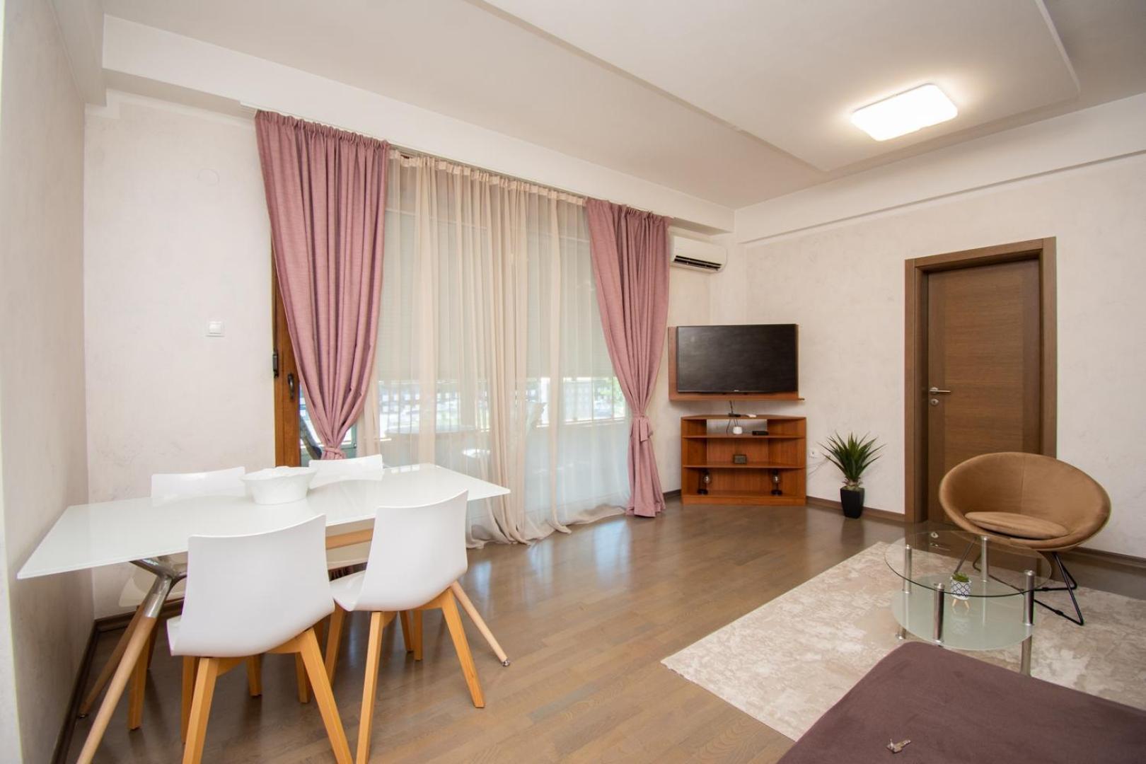 Maxim Compass Apartment Podgorica Kültér fotó